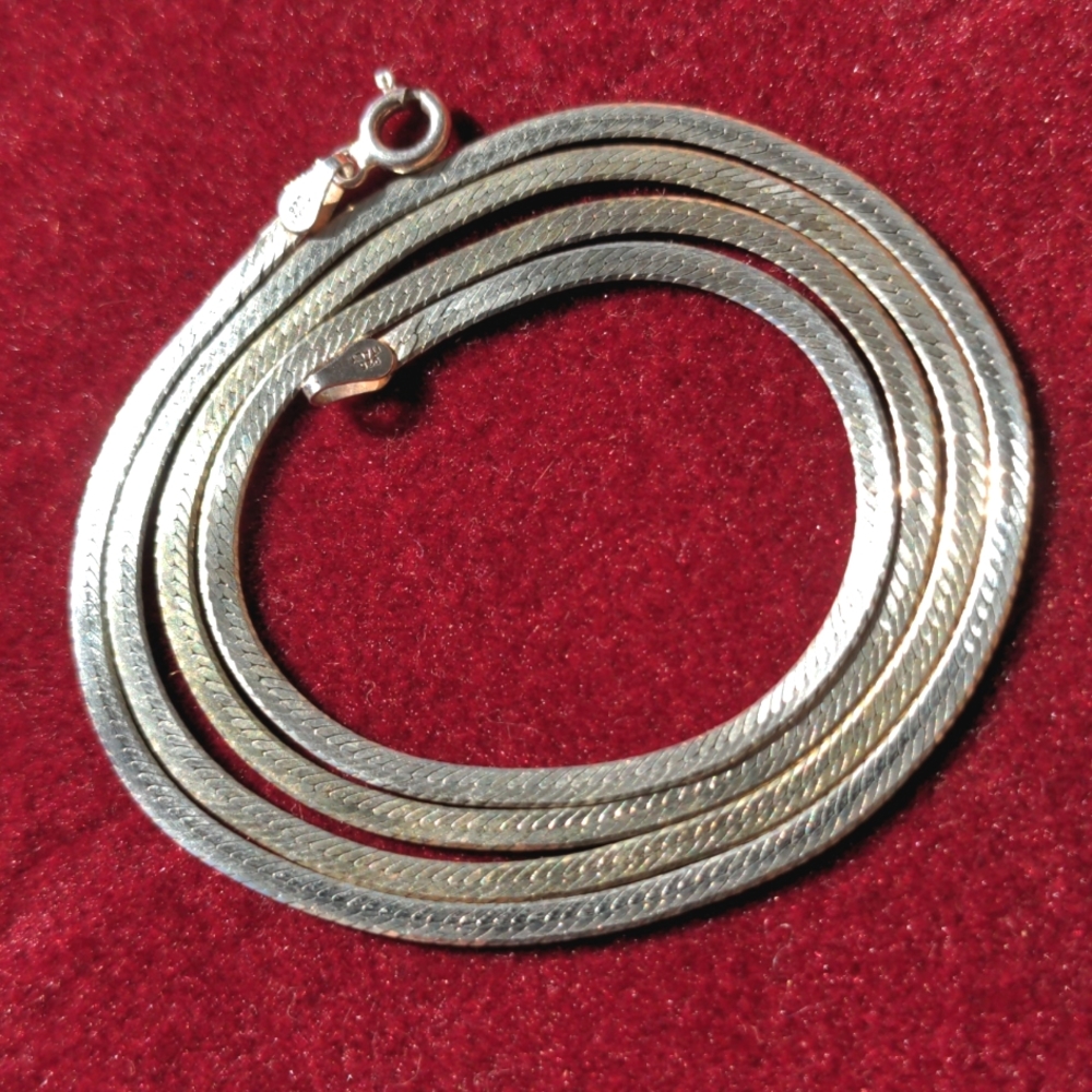 23-Inch Sterling Silver Herringbone Chain - Picture 3 of 3
